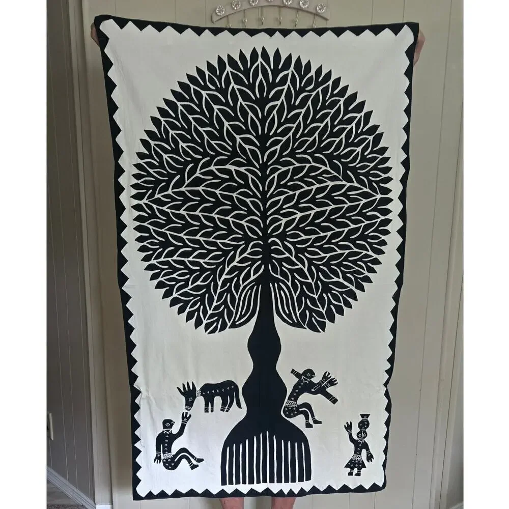 Tilonia Wall Hanging Tree of Life Black/White Tapestry